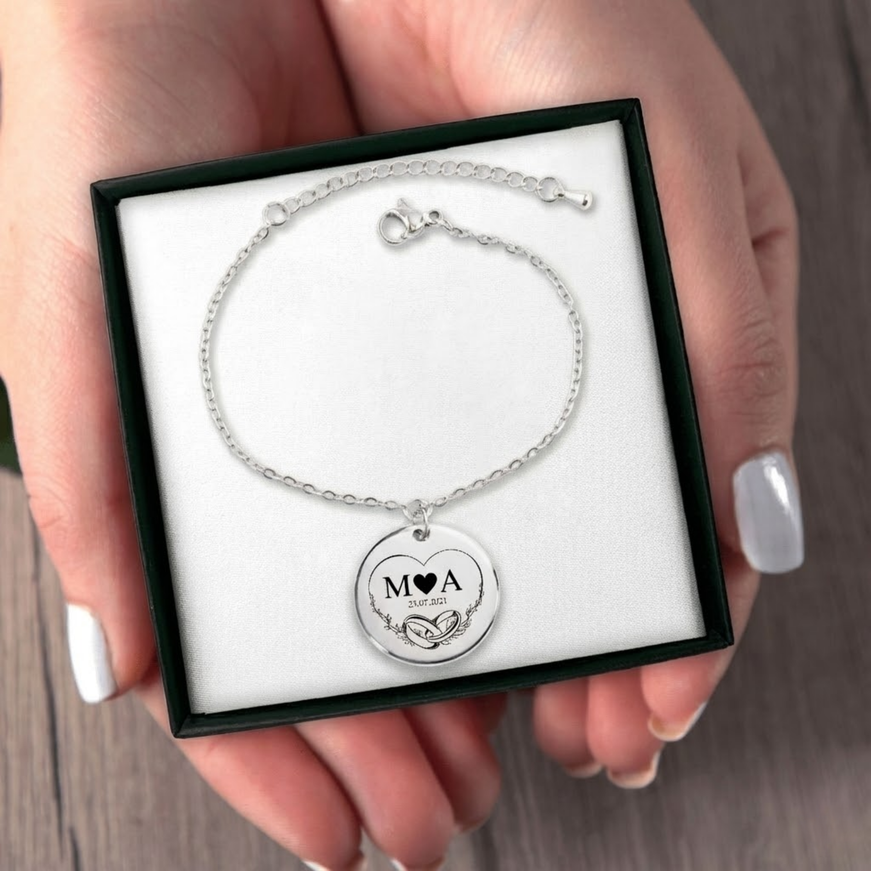 Seraphine Bond Charm