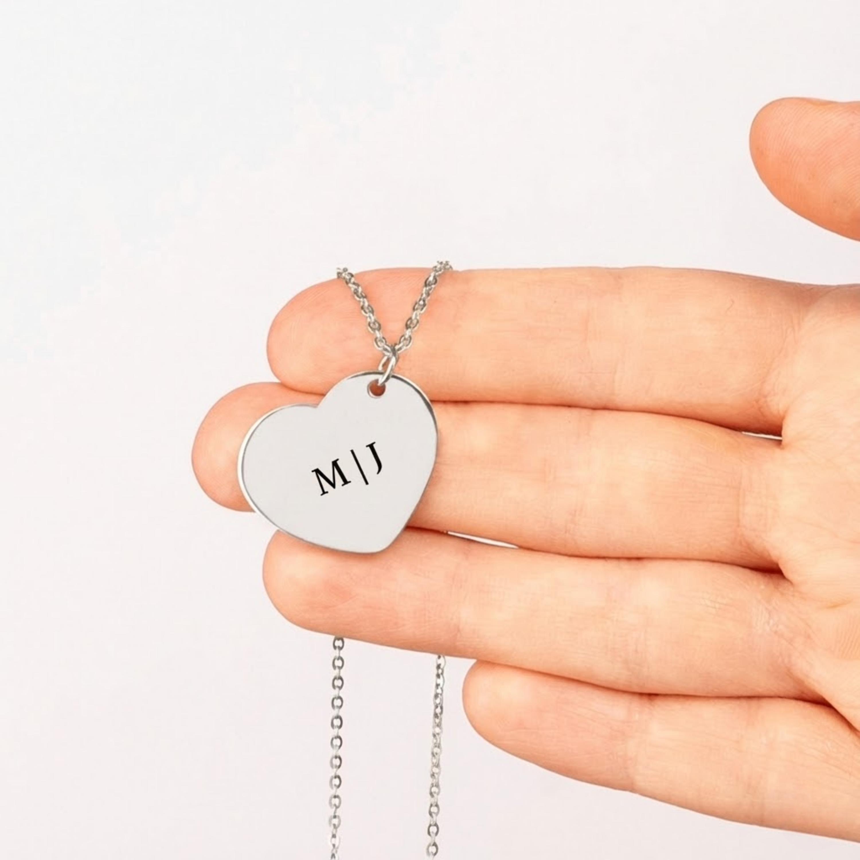 Aurélie Heart Pendant