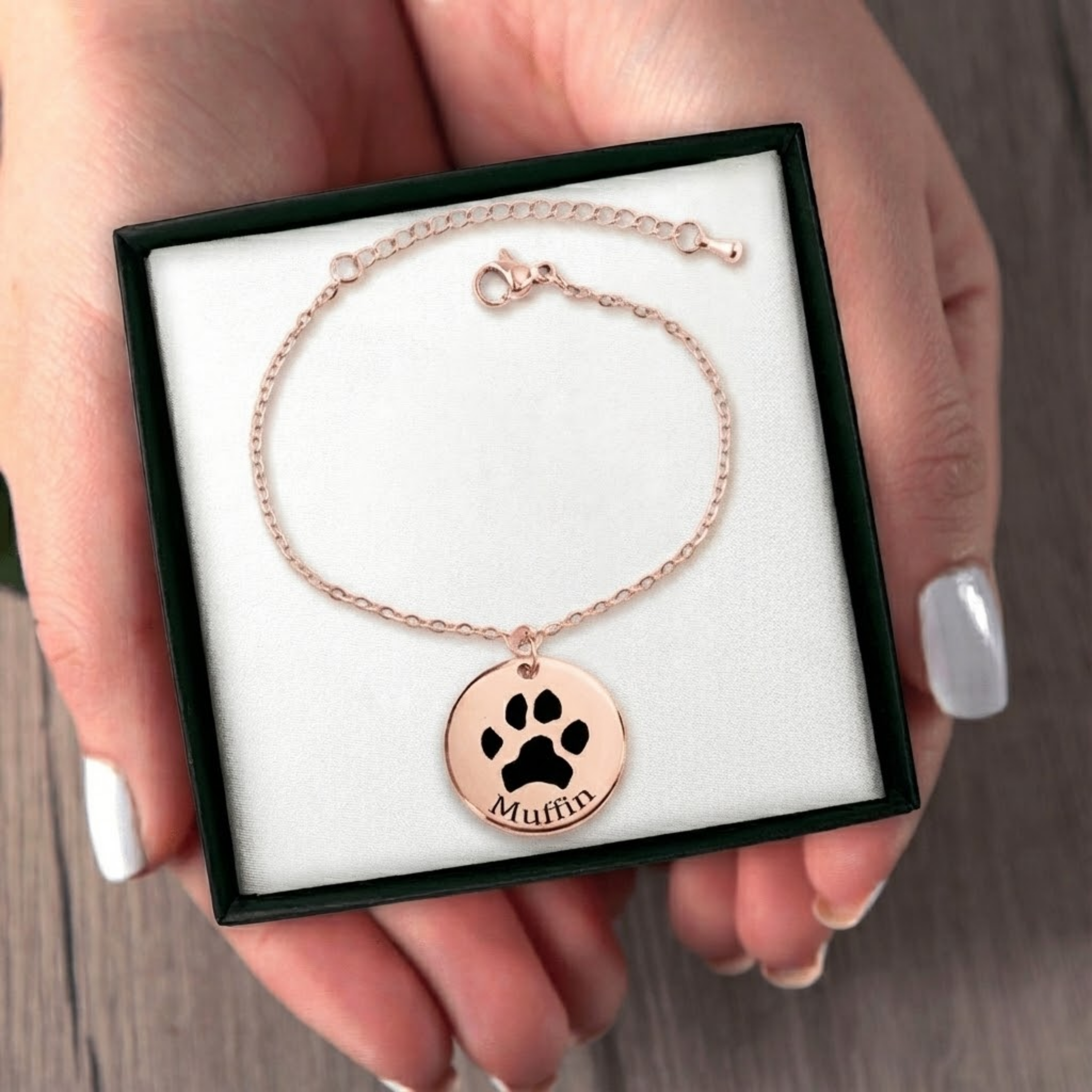 Elowen Pet Charm Barcelet