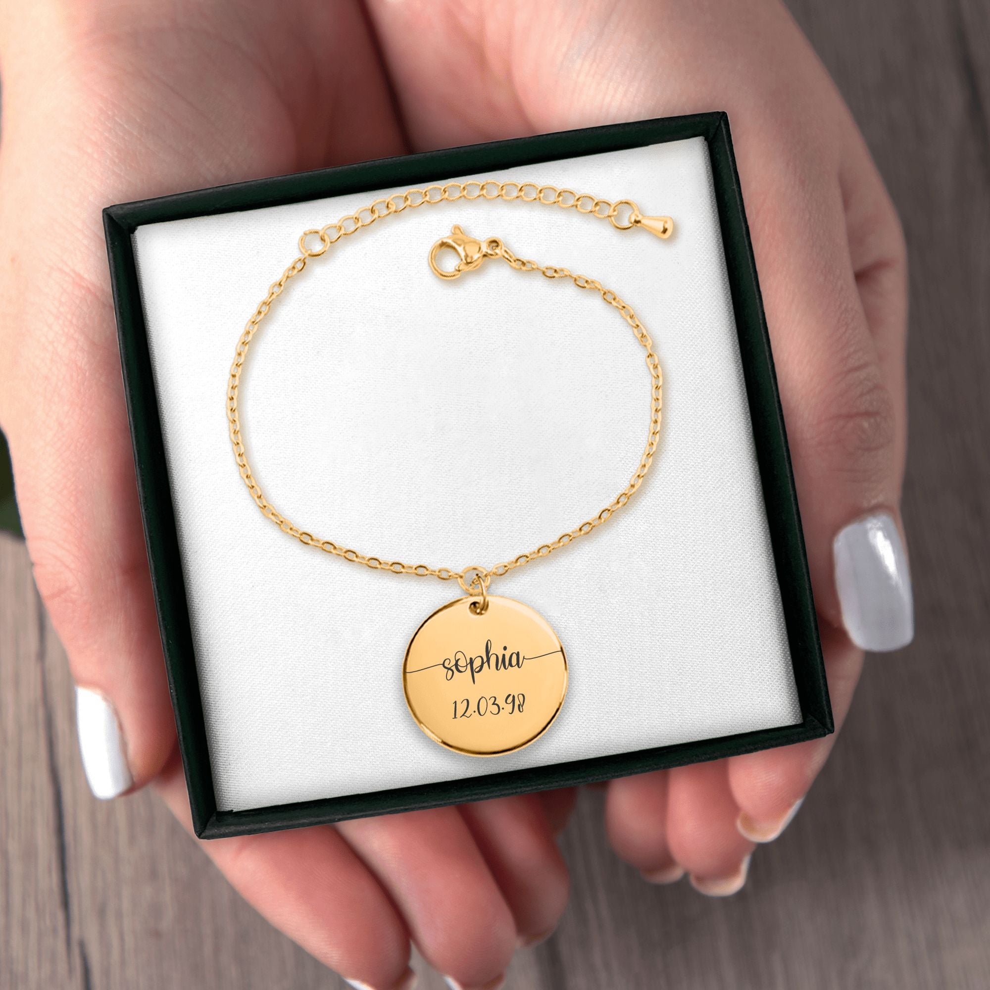 Élora Script Bracelet